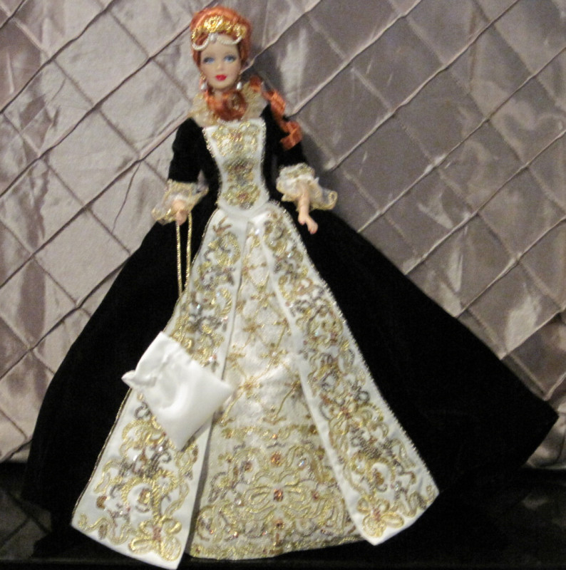 Imperial grace barbie (2001) .