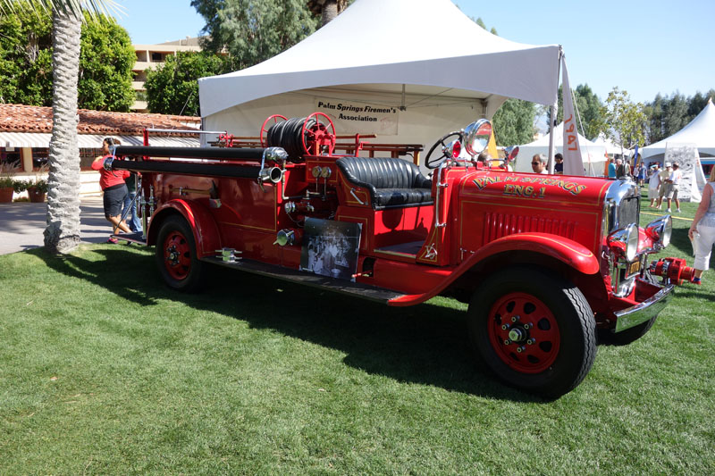 One of the exhibits - Palm Springs Fire Engine #1, an old La France. There are many antique cars on display too.