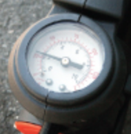 viair-builtin-air-gauge